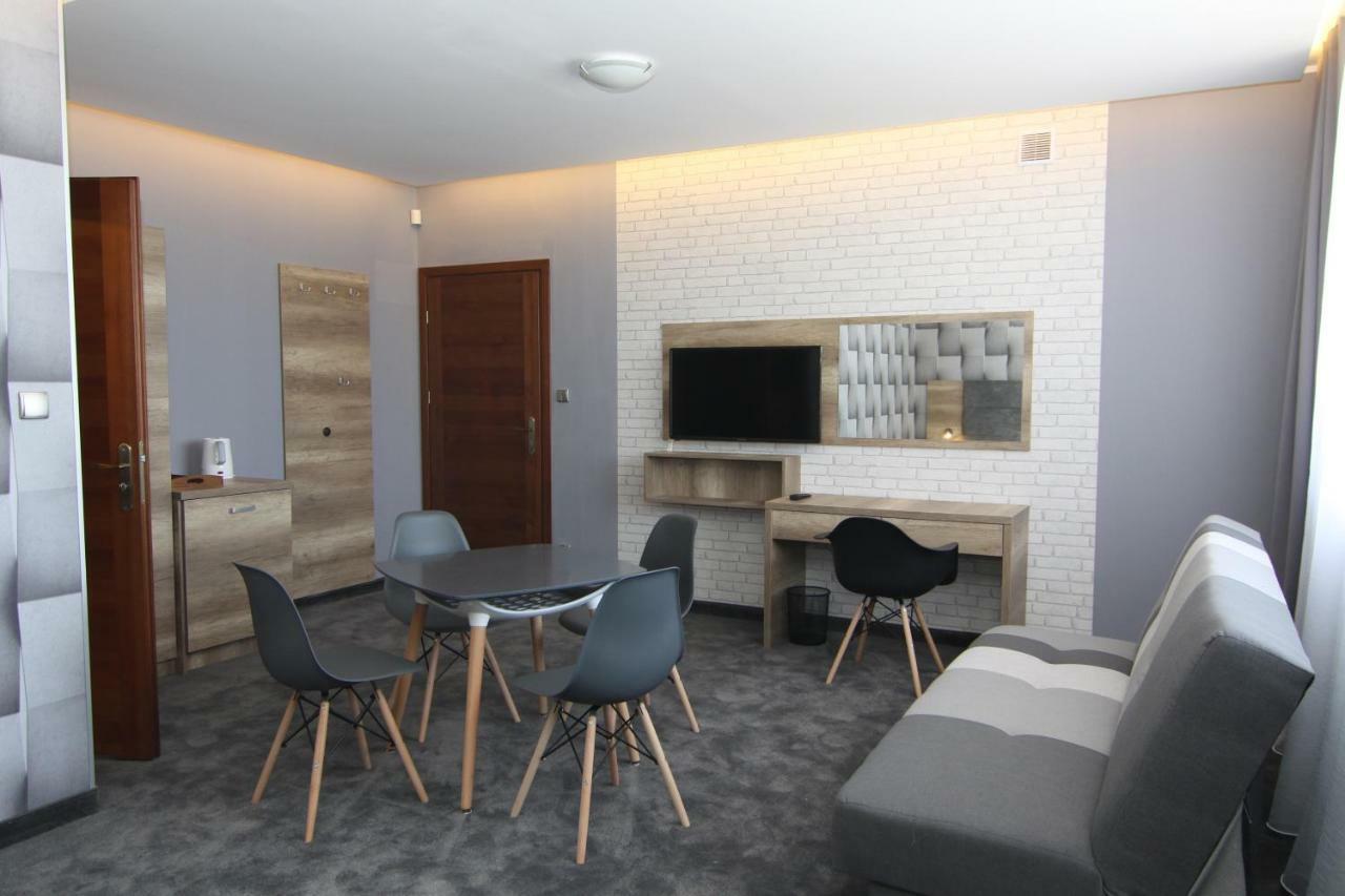 Lake View Apartamenty ブロドニツァ エクステリア 写真